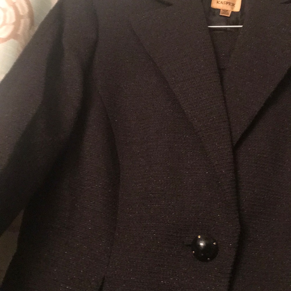NWT Kasper gold label black suit sz10
